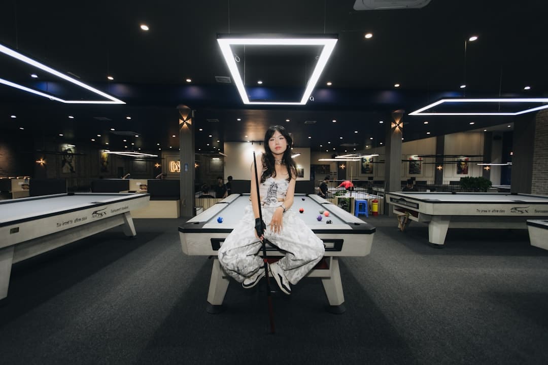 《子夜归》小侯爷谁演的